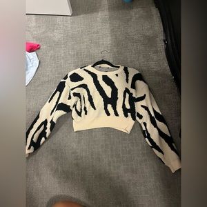 animal print sweater size small